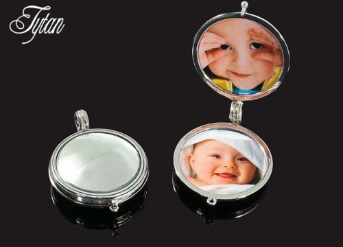 Srebrny wisior - otwierany medalion na zdjęcia z grawerunkiem