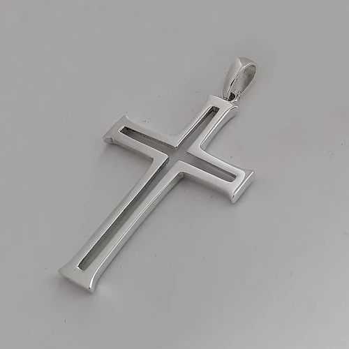srebrny-krzyzyk-gladki-prosty-wisiorek-dla-mezczyzny.webp