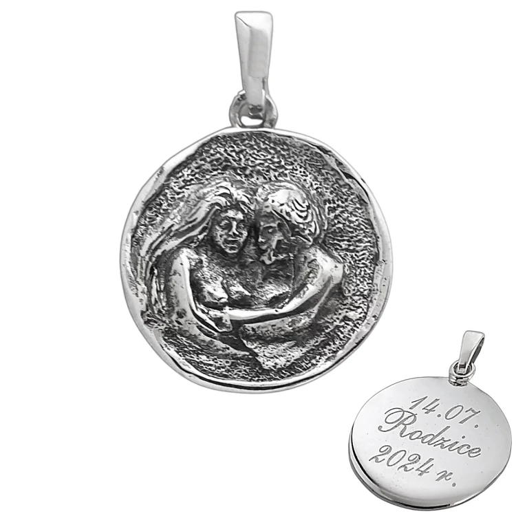 srebrna-zawieszka-znak-zodiaku-bliznieta-z-grawerem.webp