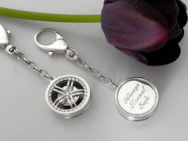 Personalizowany brelok do klczy- srebrna felga
